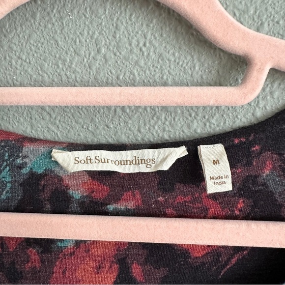 Soft Surroundings Abstract Print Beaded Long Sleeve Top Medium - Picture 2 of 10